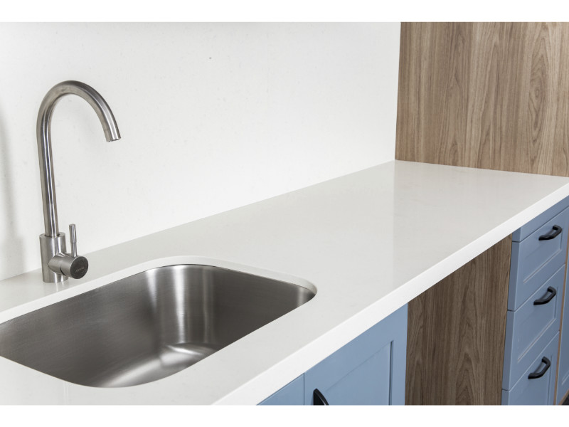 Candlewood Suites Slate / Transitional Scheme Kitchen